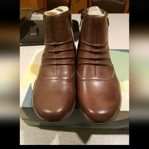 Earth New Women's Tahoe Boot